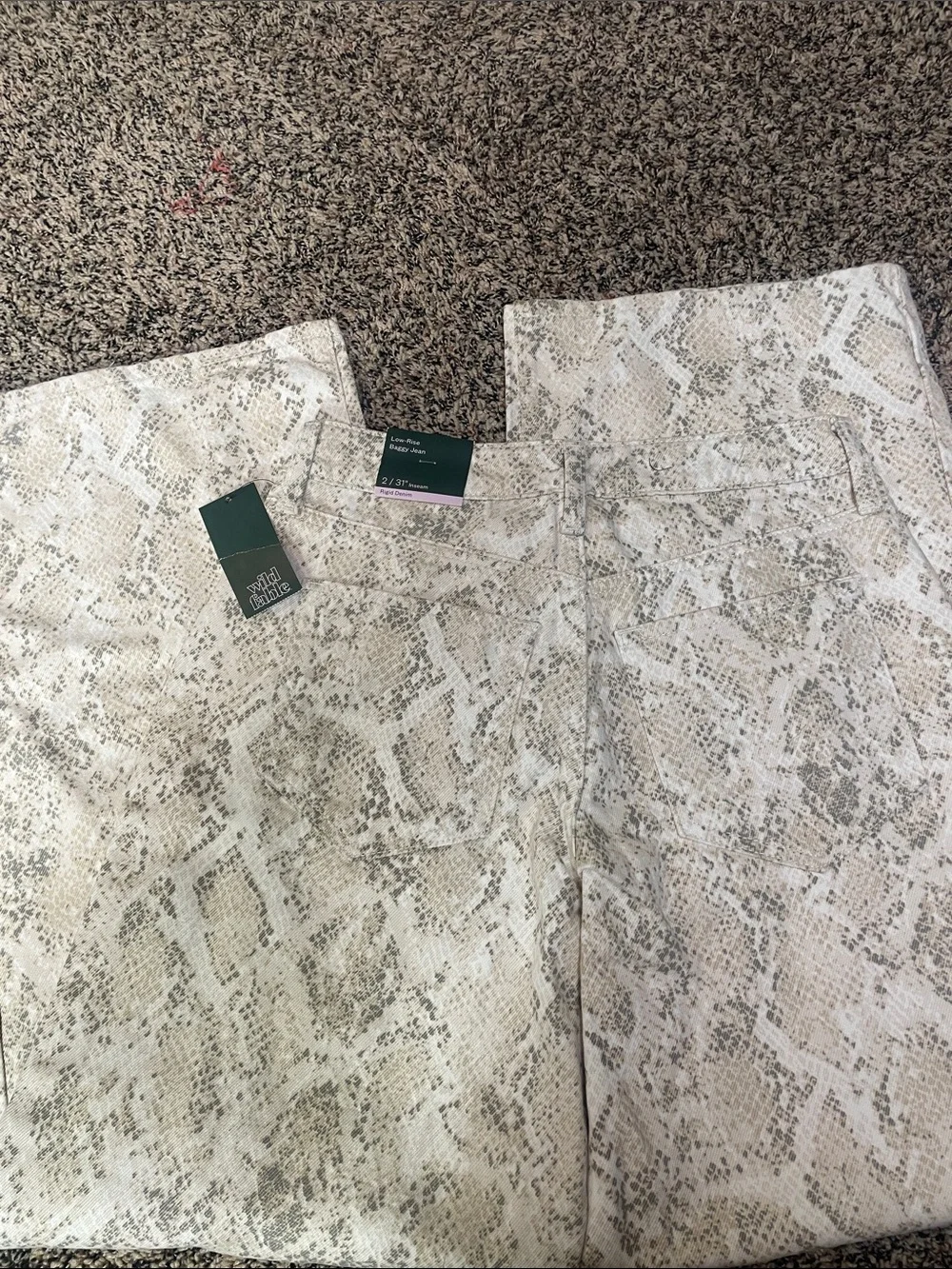 Wild Fable Low Rise Baggy Wide Leg Snake-Print Jeans White Tan Var Sizes | NWT - Picture 6 of 9